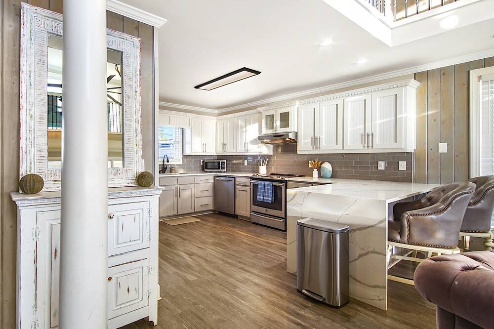 Photo of Kitchen in Bahama Beach