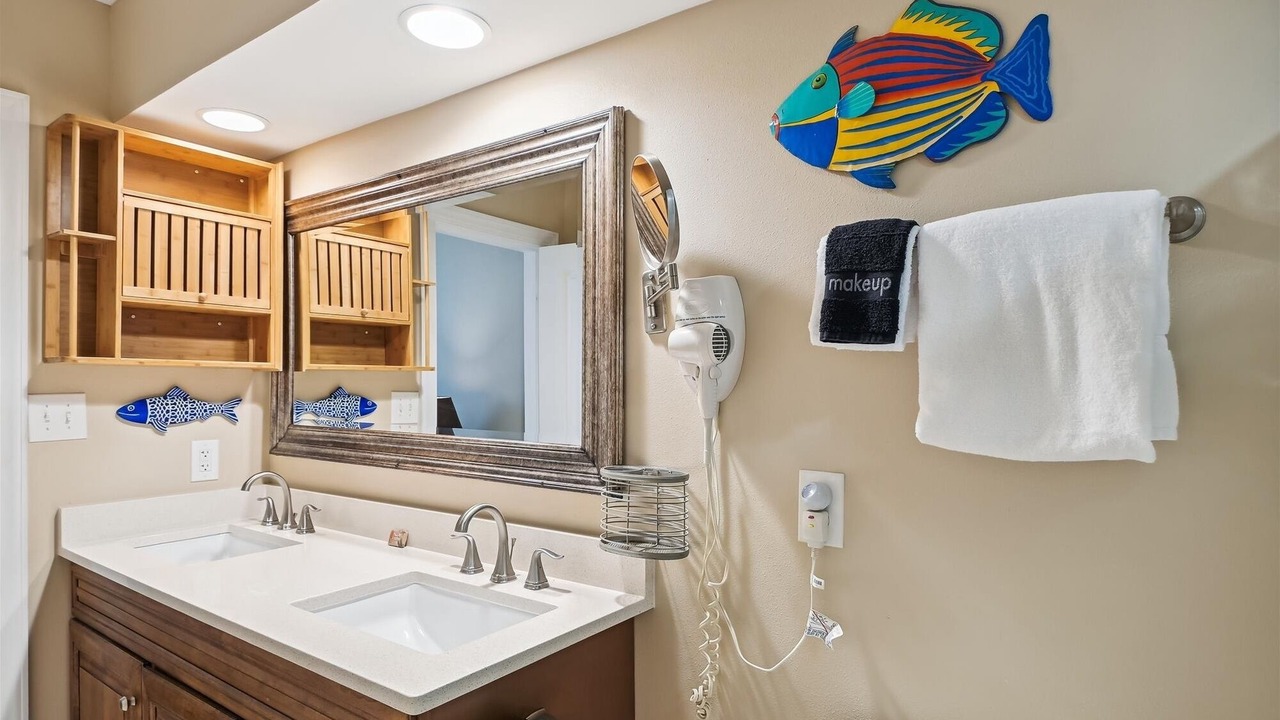 Photo of Bathroom in Holiday Isle