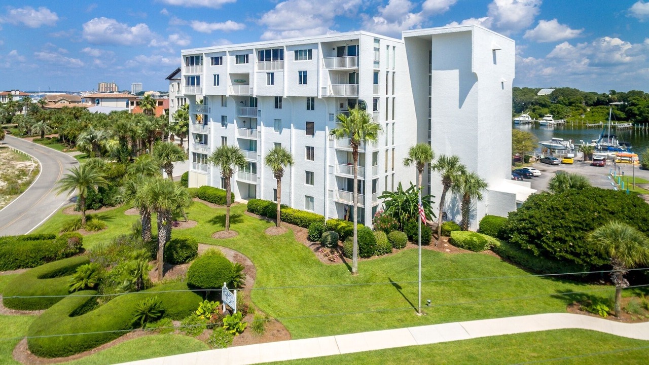Photo of Outdoor in Holiday Isle