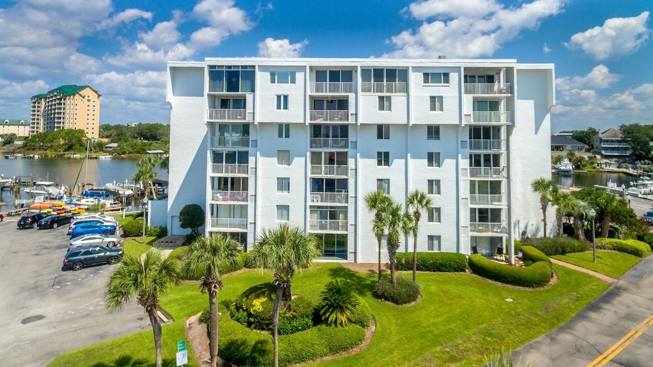 Photo of Outdoor in Holiday Isle