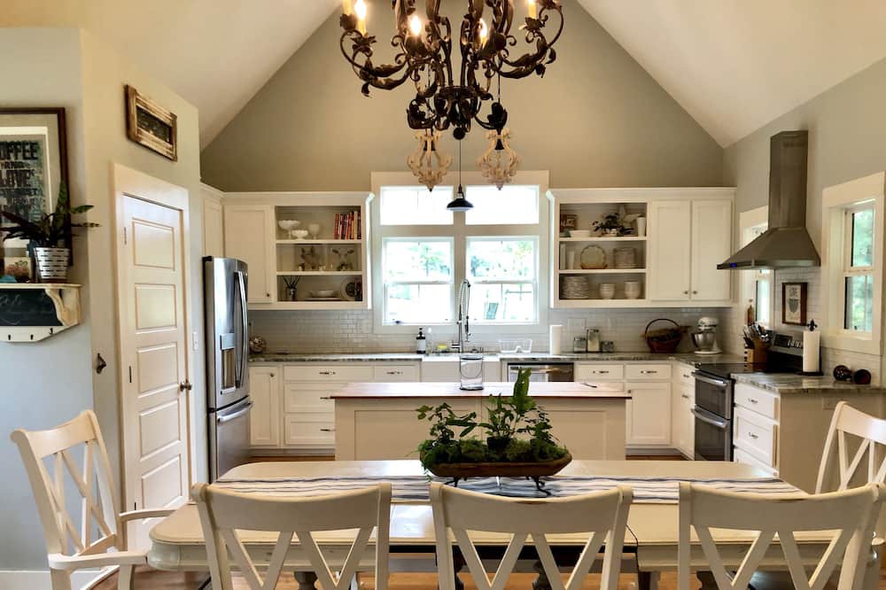 Photo of Kitchen in Coker
