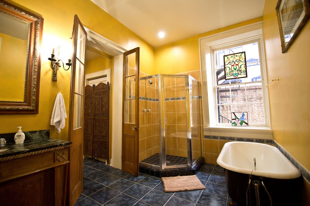 Photo of Bathroom in Treme