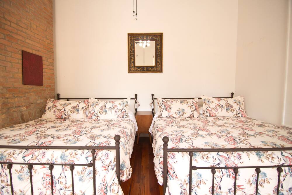 Photo of Bedroom in Treme