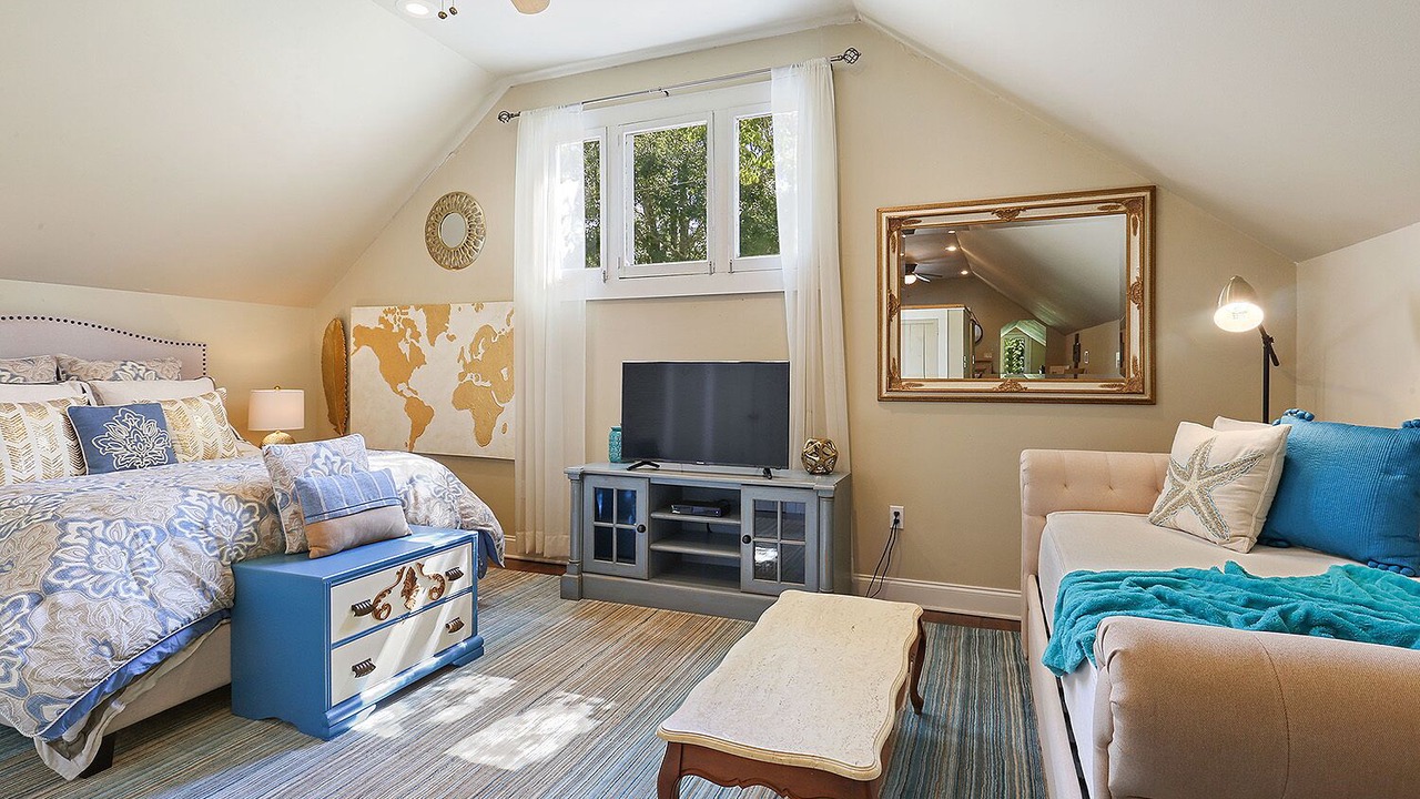 Photo of Livingroom in Covington
