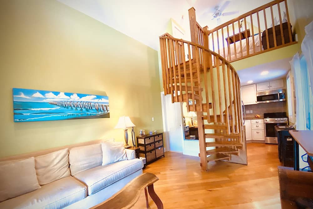 Photo of Livingroom in Old Town