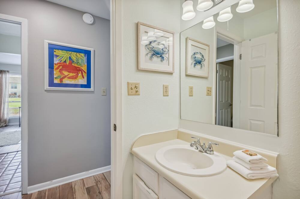 Photo of Bathroom in Holiday Isle