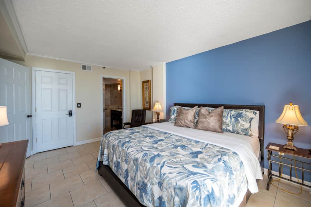 Photo of Bedroom in Navarre Beach