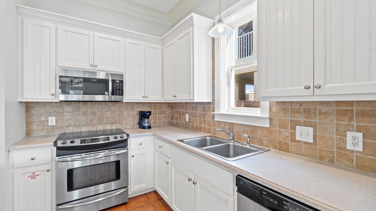 Photo of Kitchen in Fort Bay