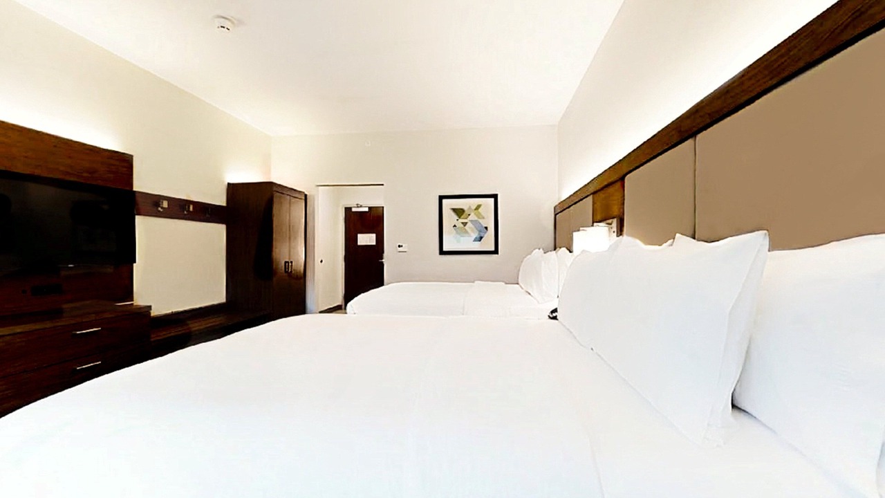 Photo of Bedroom in Chalmette