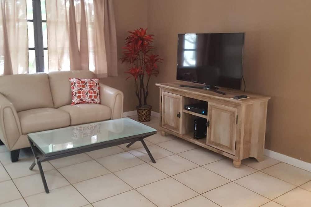 Photo of Livingroom in Pine Island Center