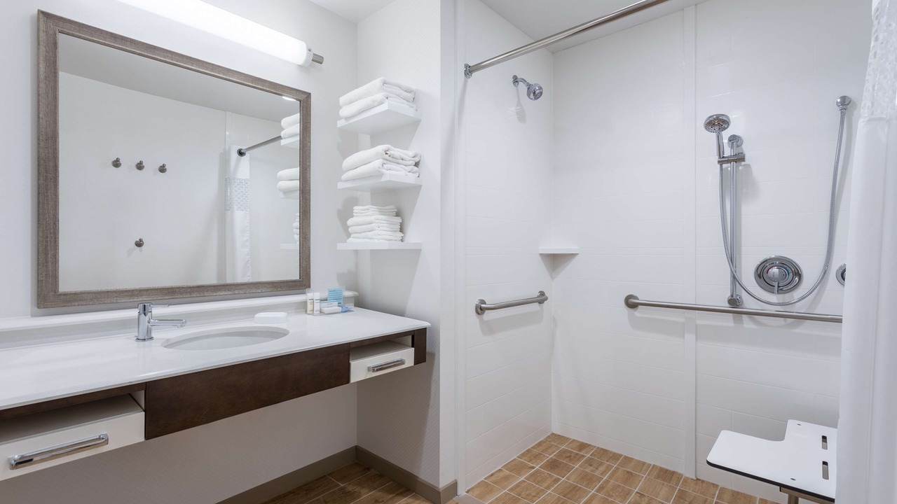 Photo of Bathroom in Mary Esther