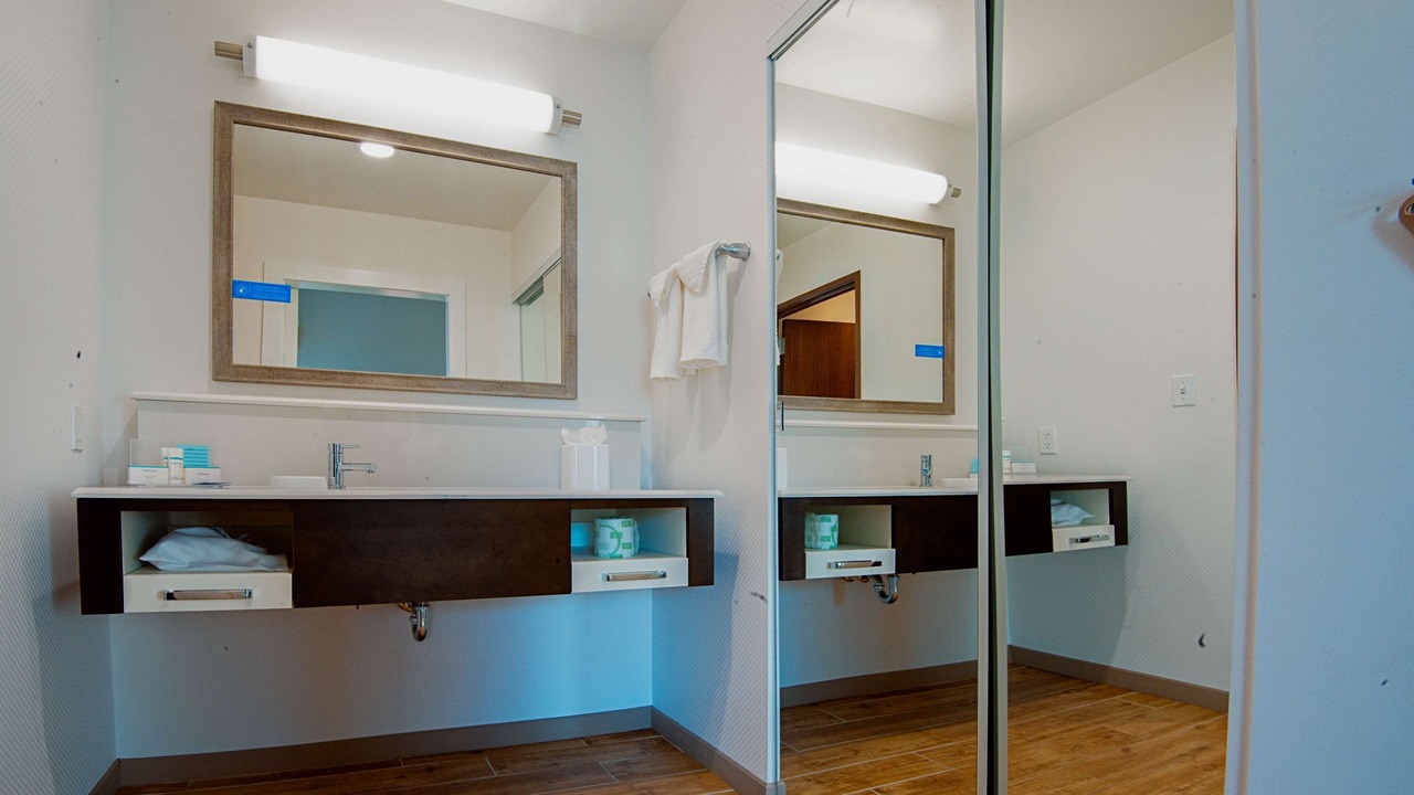 Photo of Bathroom in Mary Esther