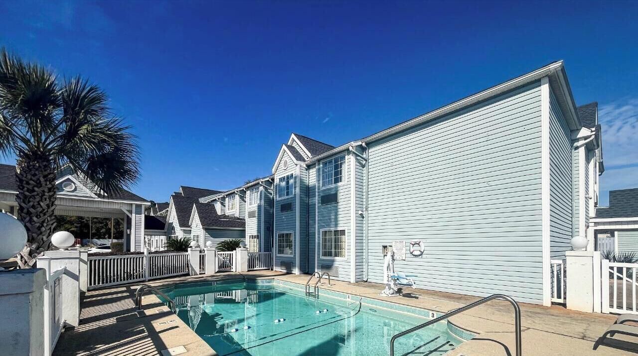 Photo of Outdoor in Tillmans Corner
