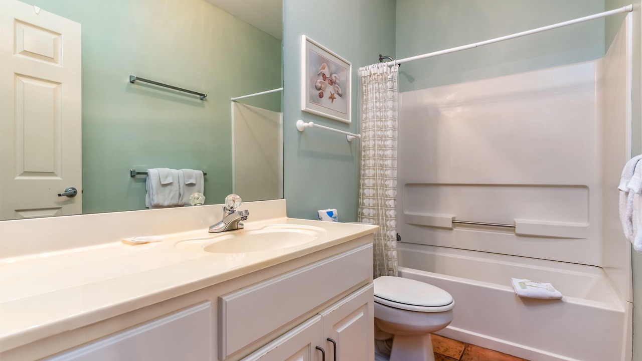Photo of Bathroom in Dauphin Island