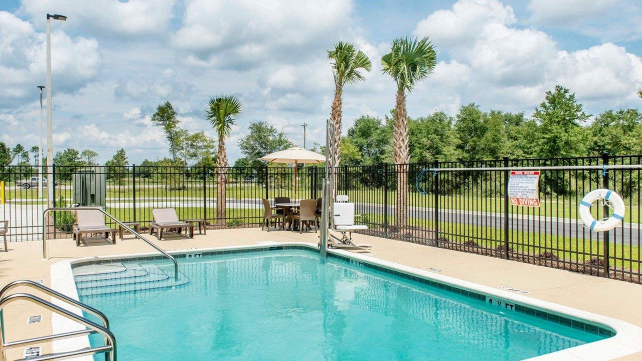 Photo of Outdoor in De Funiak Springs