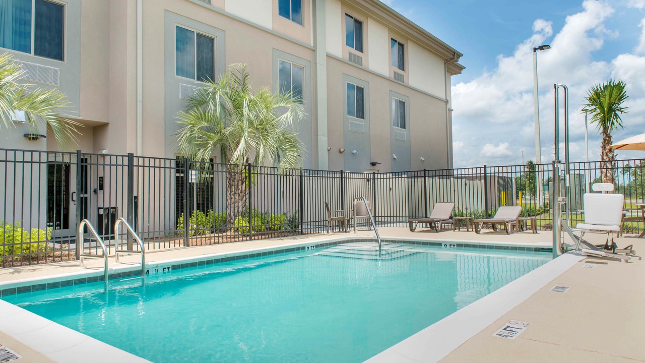 Photo of Outdoor in De Funiak Springs