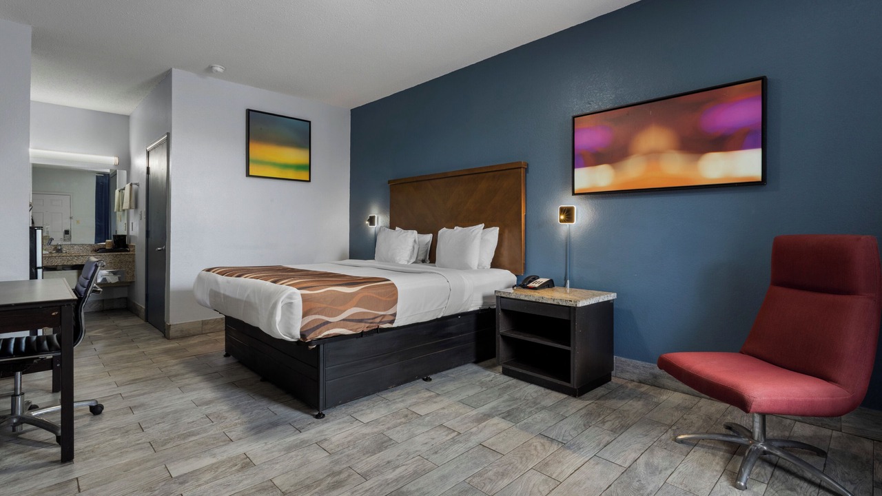 Photo of Bedroom in Gautier