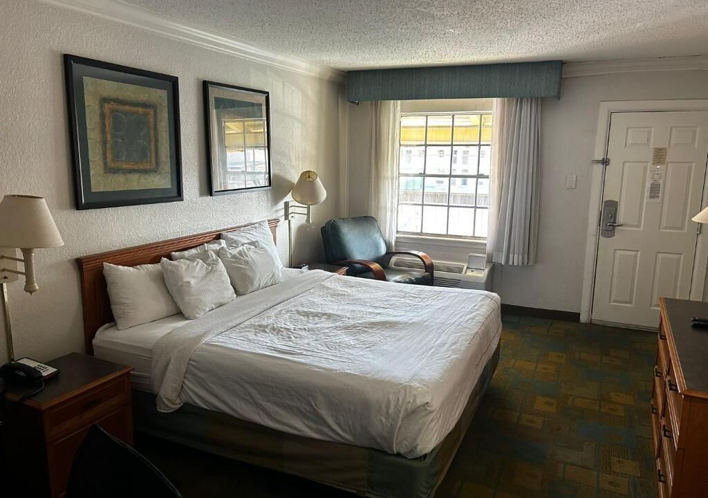 Photo of Bedroom in Metairie