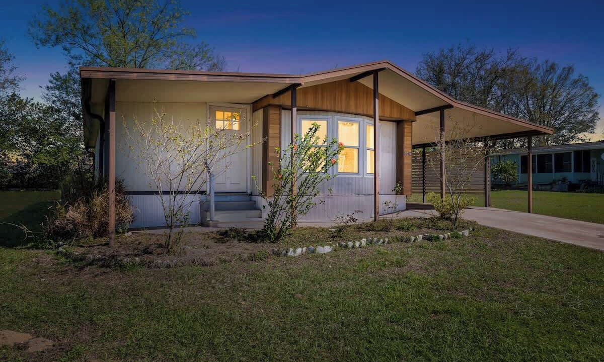 Photo of Outdoor in Dade City