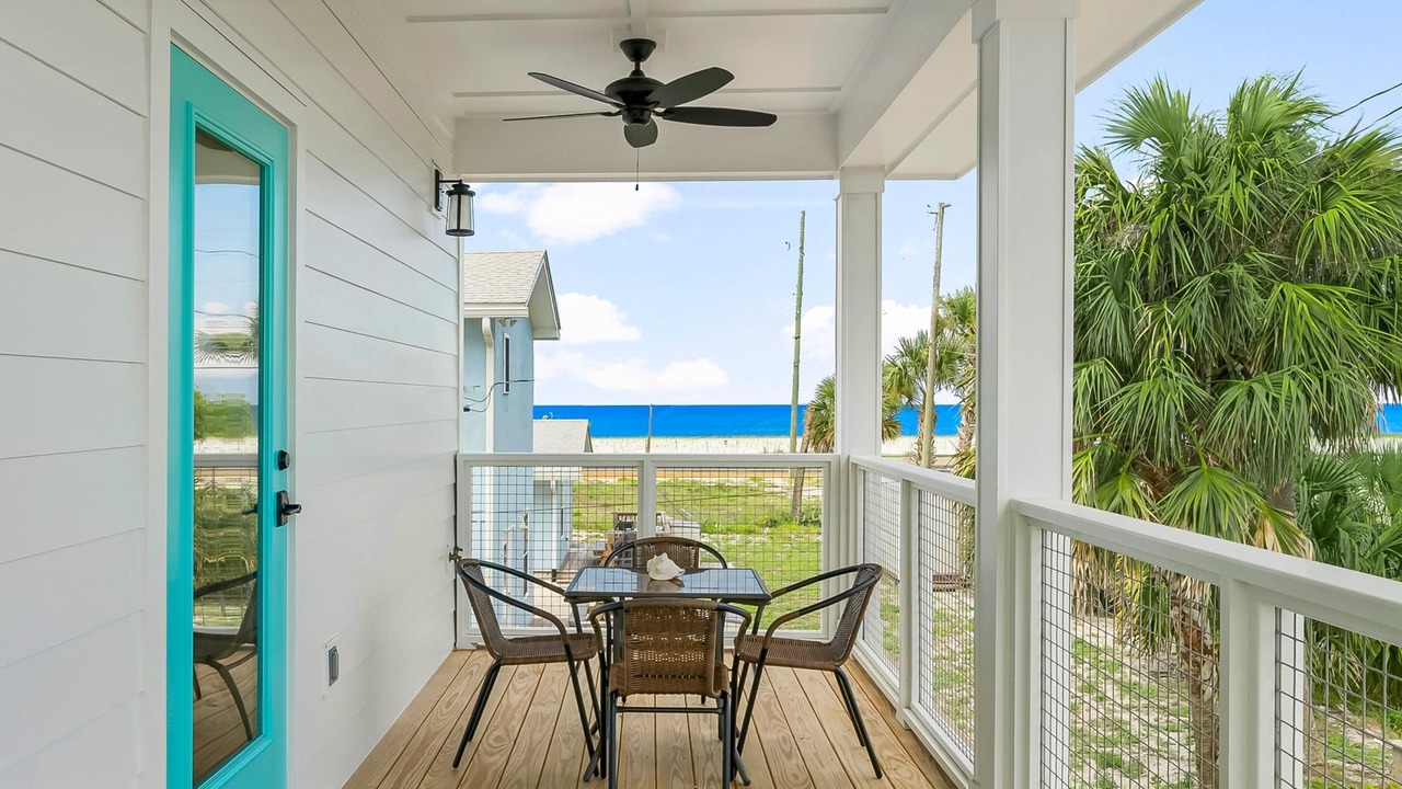 Photo of Patio Balcony in Mexico Beach