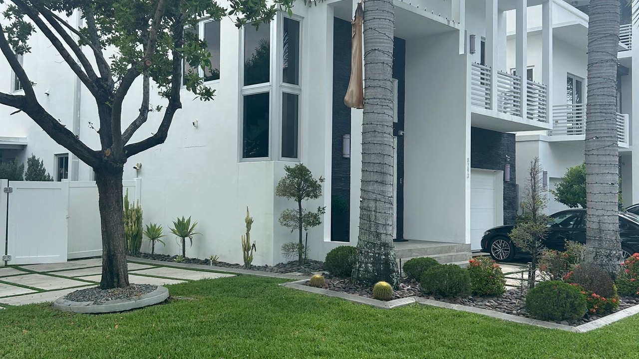 Photo of Outdoor in Doral