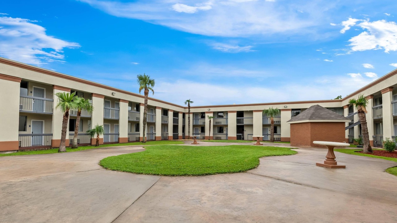 Photo of Outdoor in Harvey