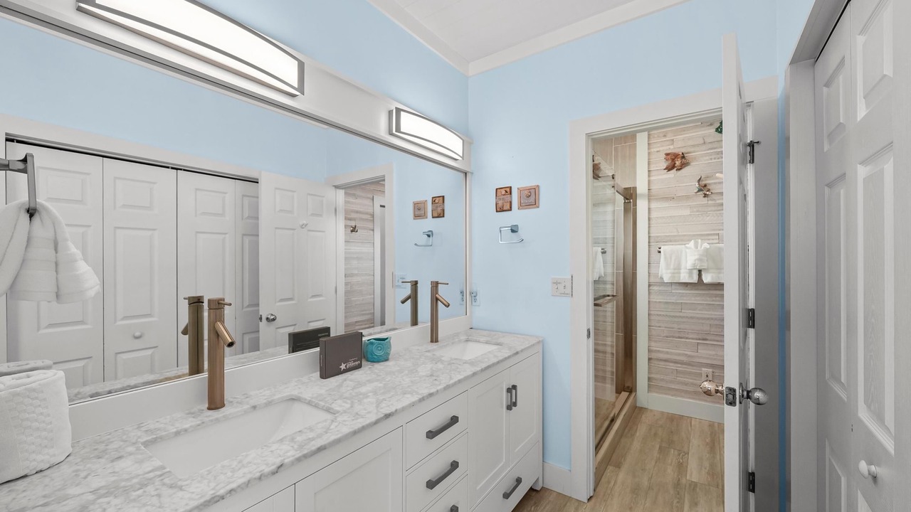 Photo of Bathroom in Indian Pass