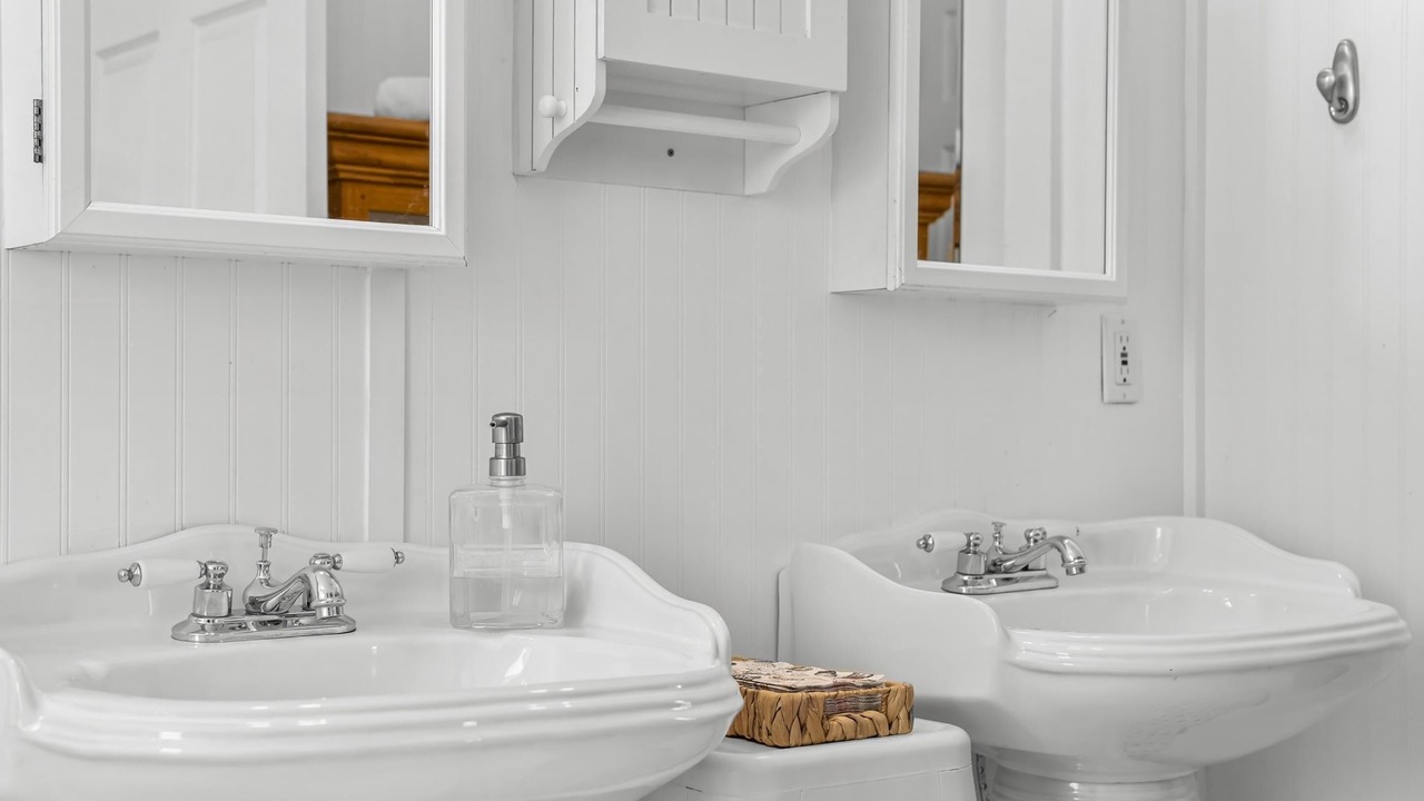 Photo of Bathroom in Gulf Pines