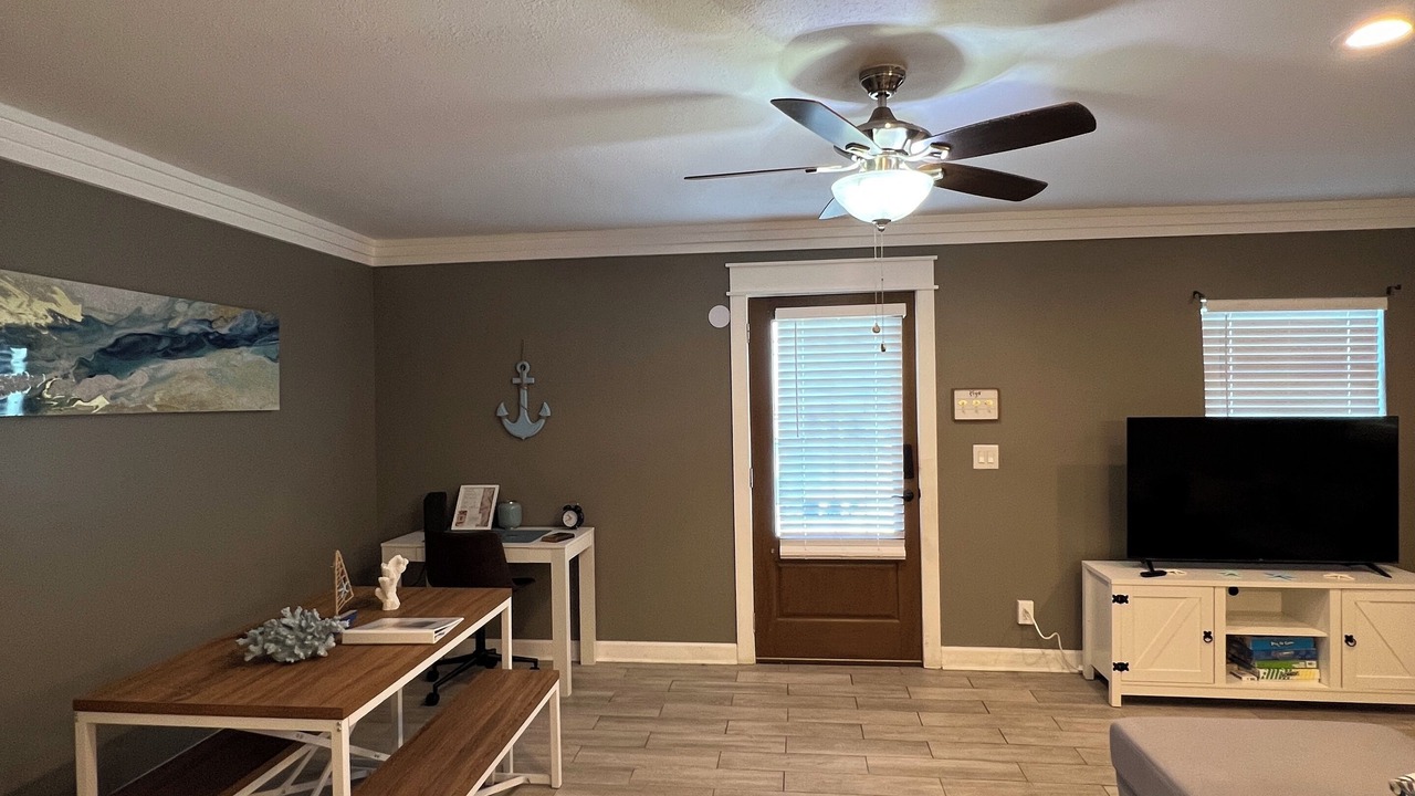 Photo of Livingroom in Highland City