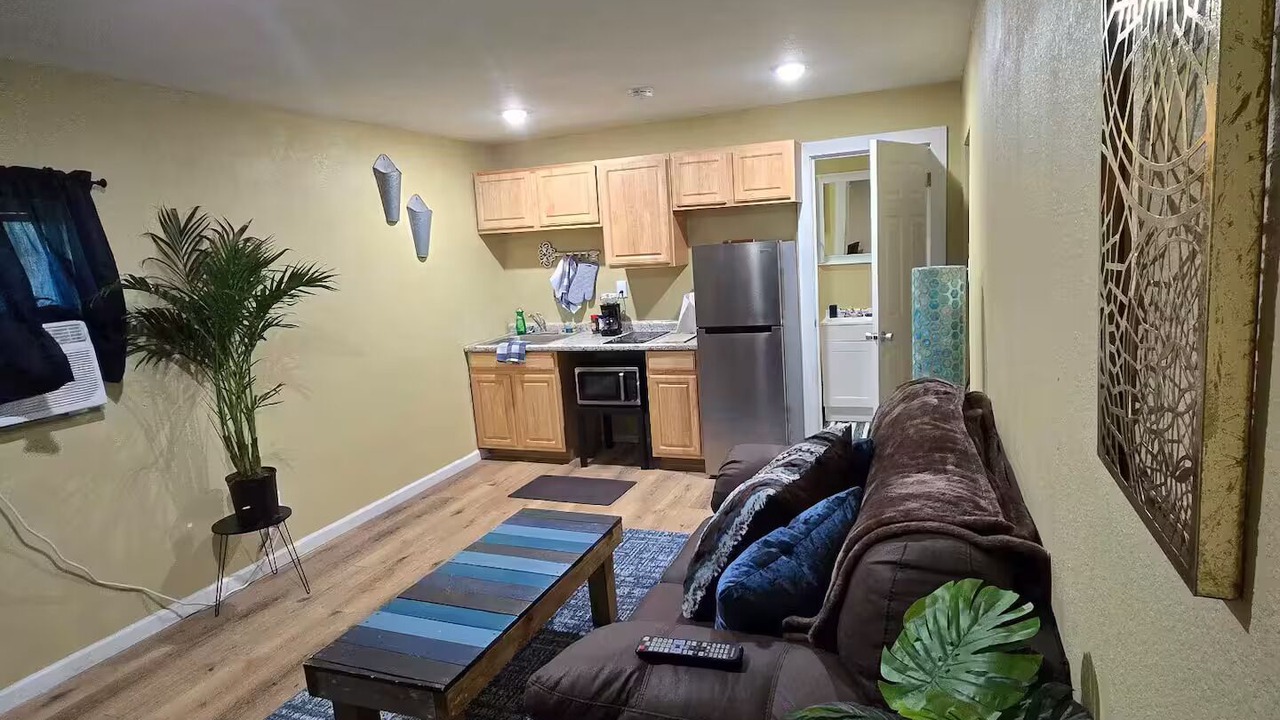 Photo of Livingroom in Southeast Pensacola