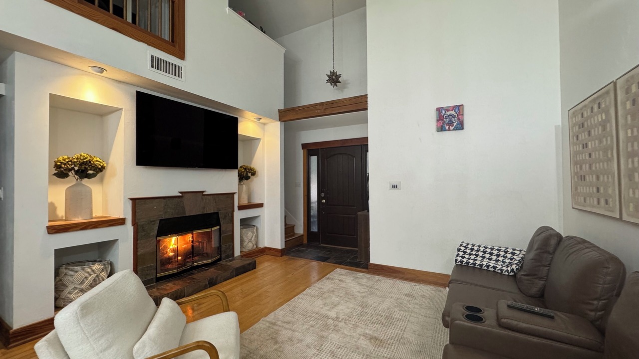 Photo of Livingroom in Tallahassee
