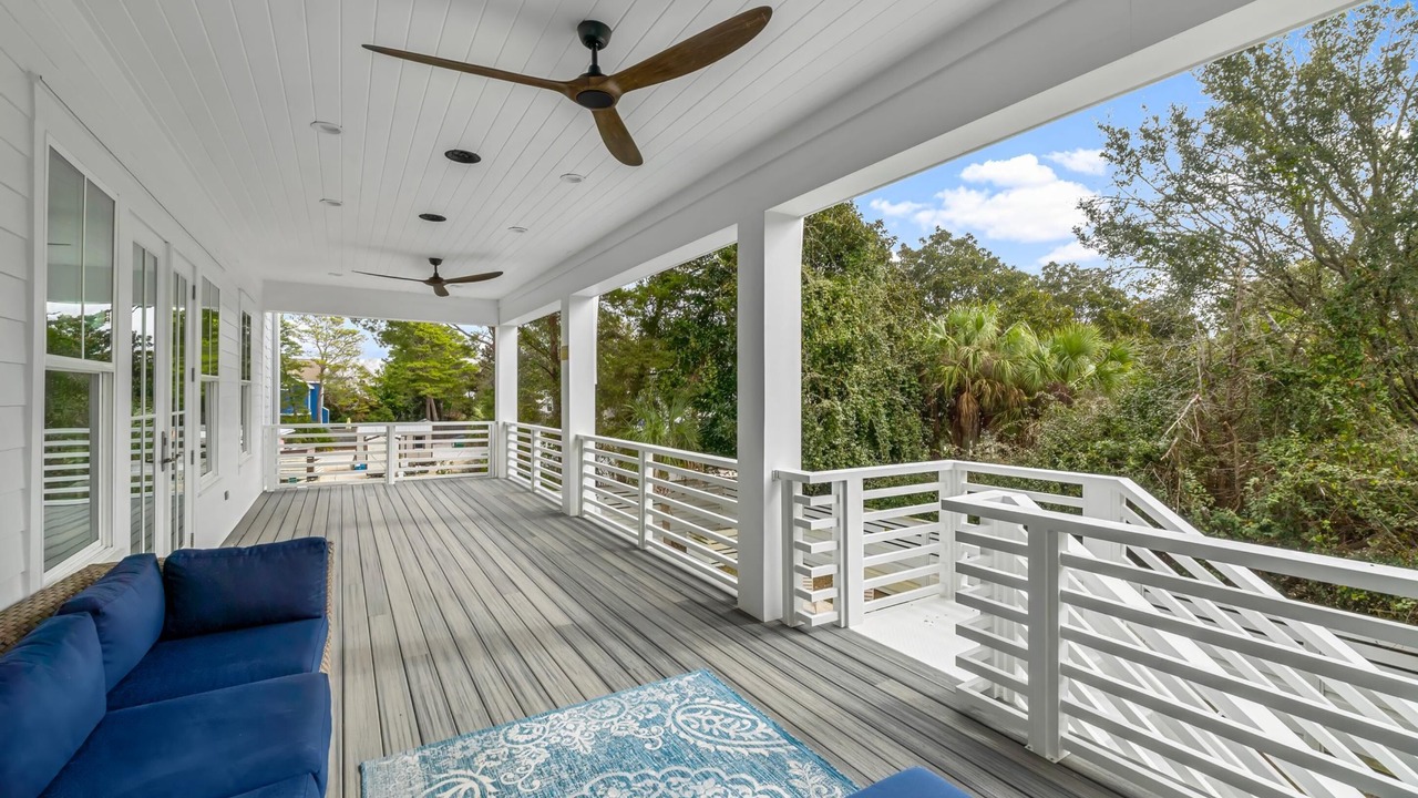 Photo of Patio Balcony in Gulfview Heights