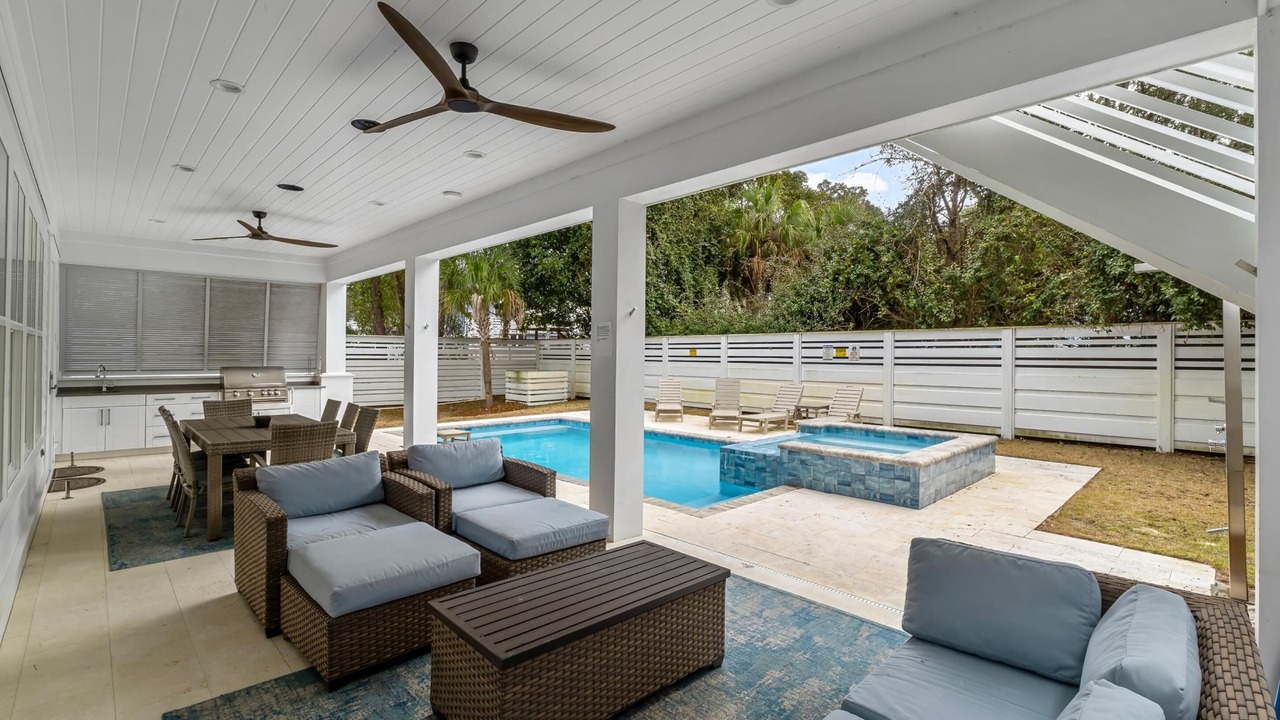 Photo of Outdoor in Gulfview Heights