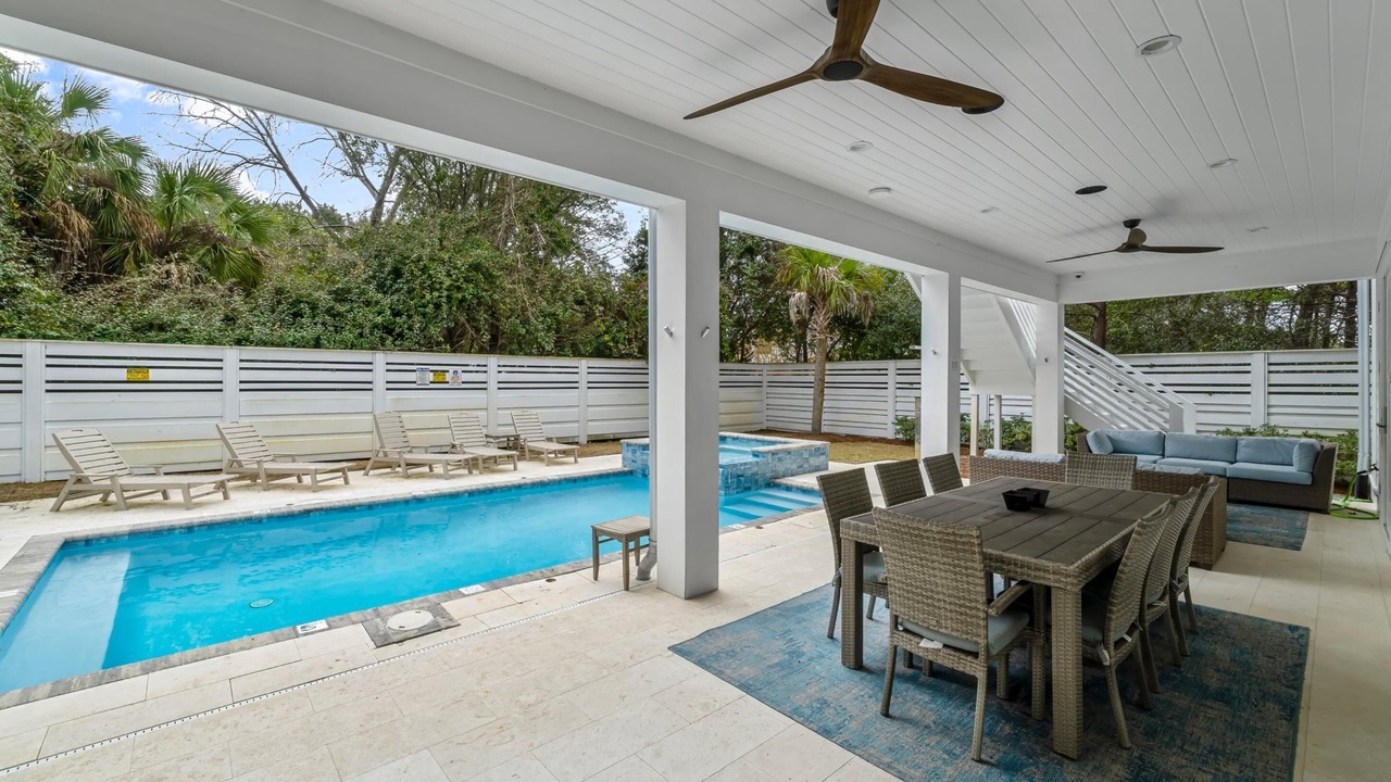 Photo of Outdoor in Gulfview Heights