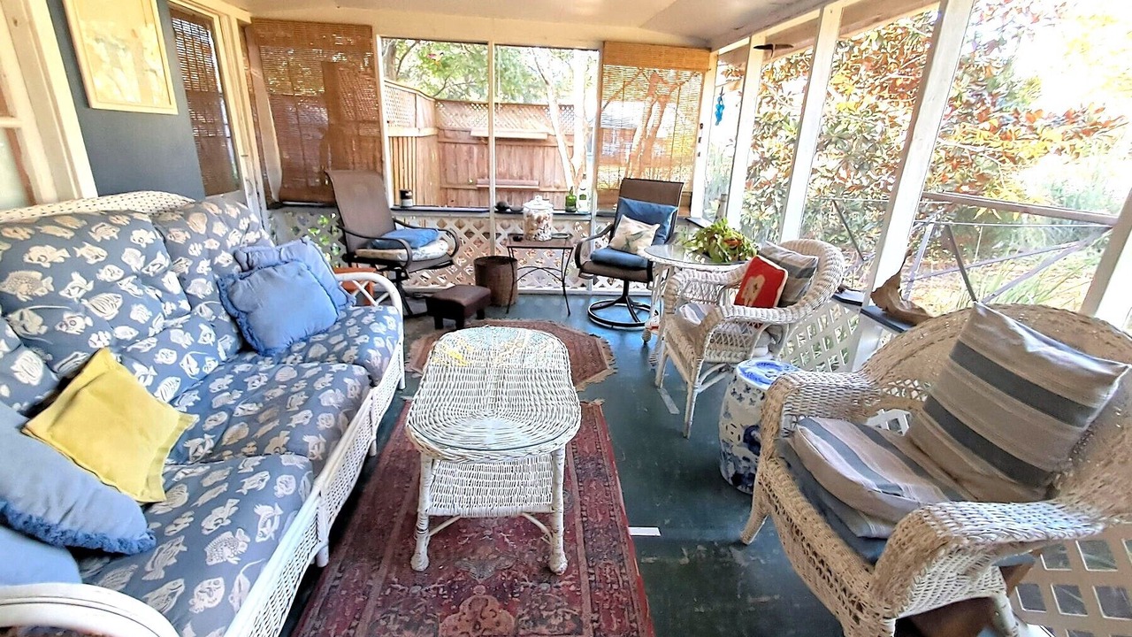 Photo of Livingroom in Apalachicola