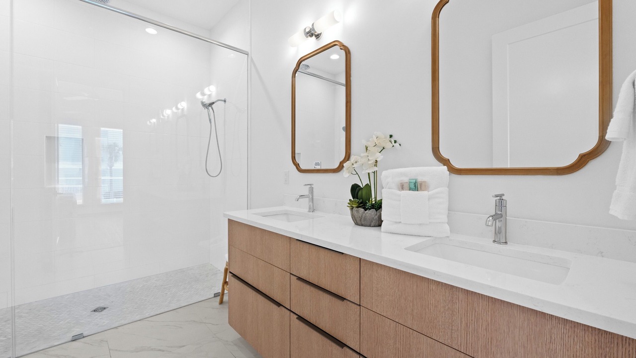 Photo of Bathroom in Silver Sands Beach