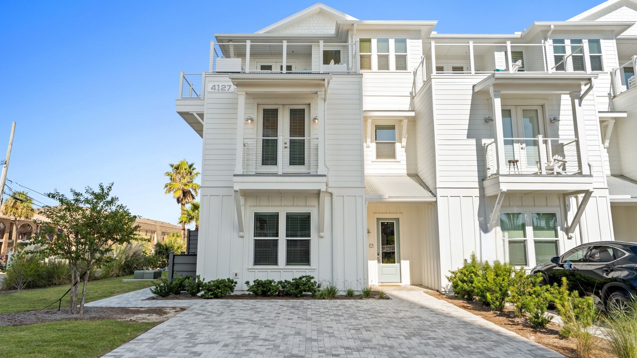 Photo of Outdoor in Silver Sands Beach