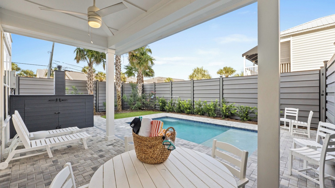 Photo of Outdoor in Silver Sands Beach