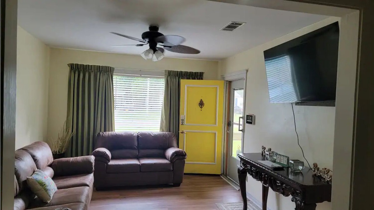 Photo of Livingroom in Natchez