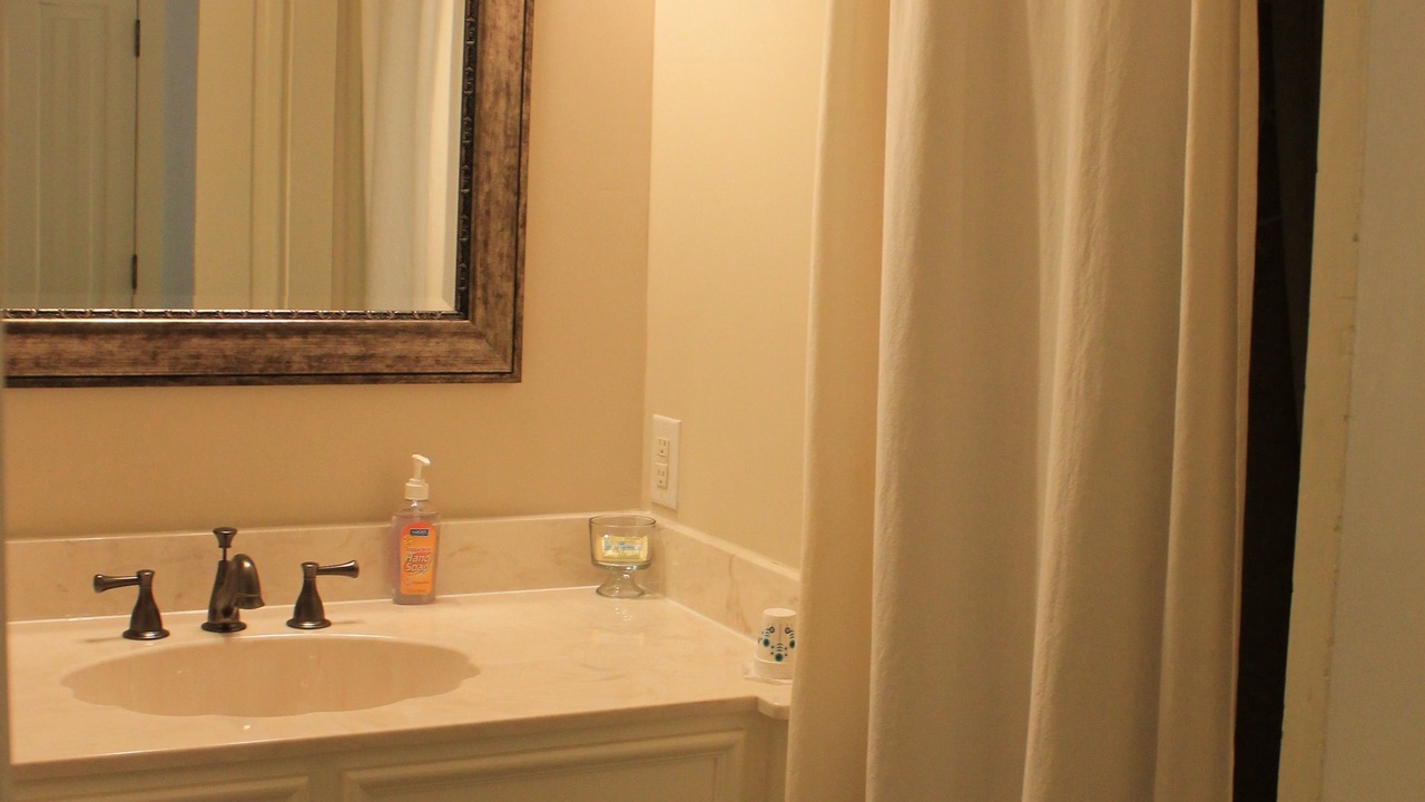 Photo of Bathroom in Pascagoula