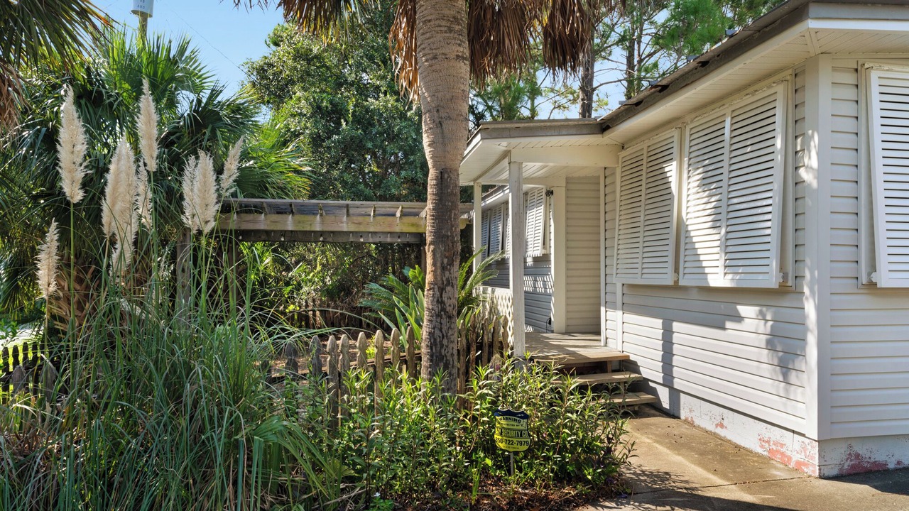 Photo of Outdoor in Laguna Beach Estates