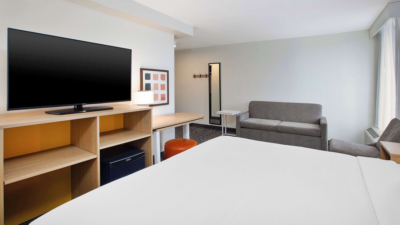 Photo of Bedroom in Tougaloo