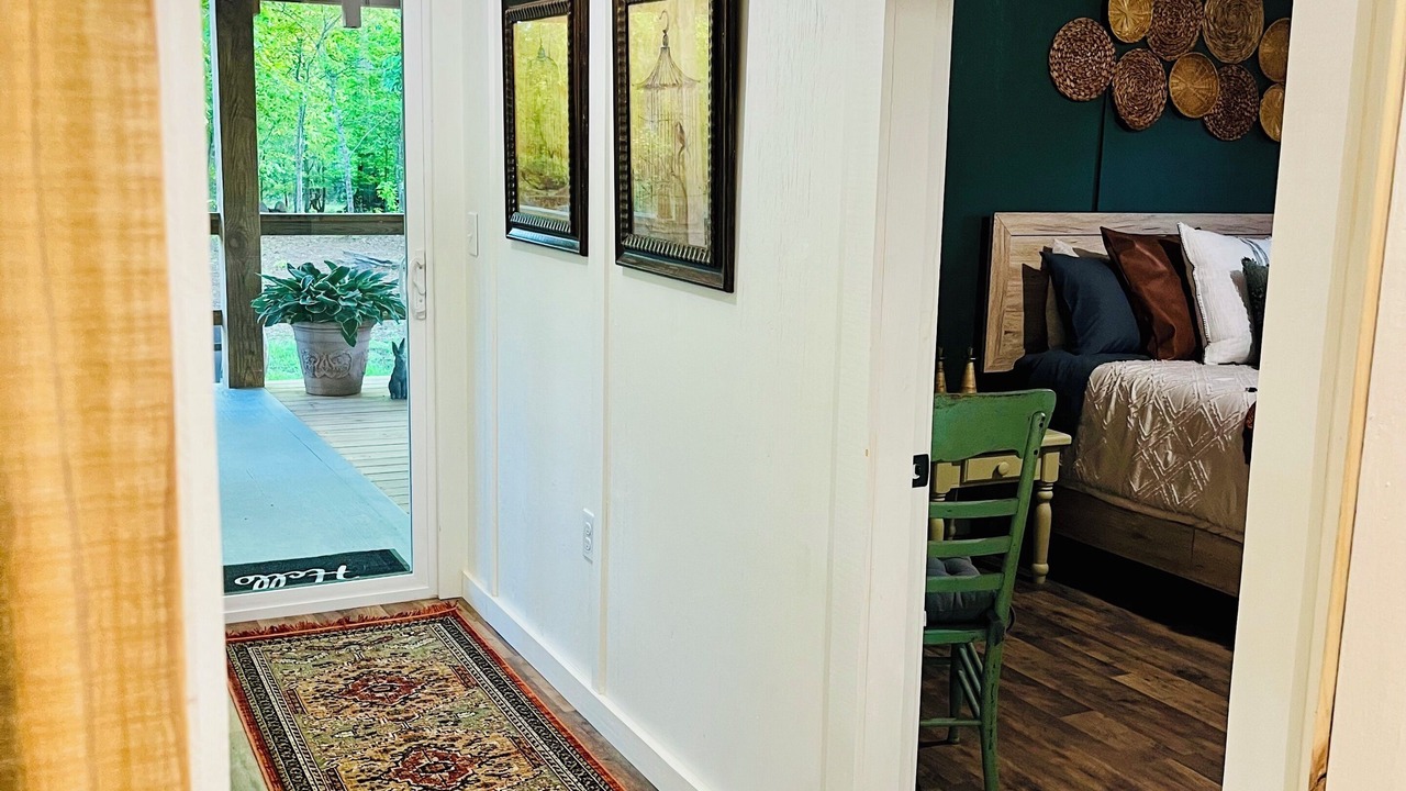 Photo of Bedroom in Jones