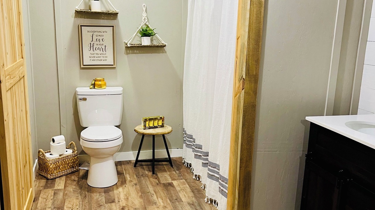 Photo of Bathroom in Jones