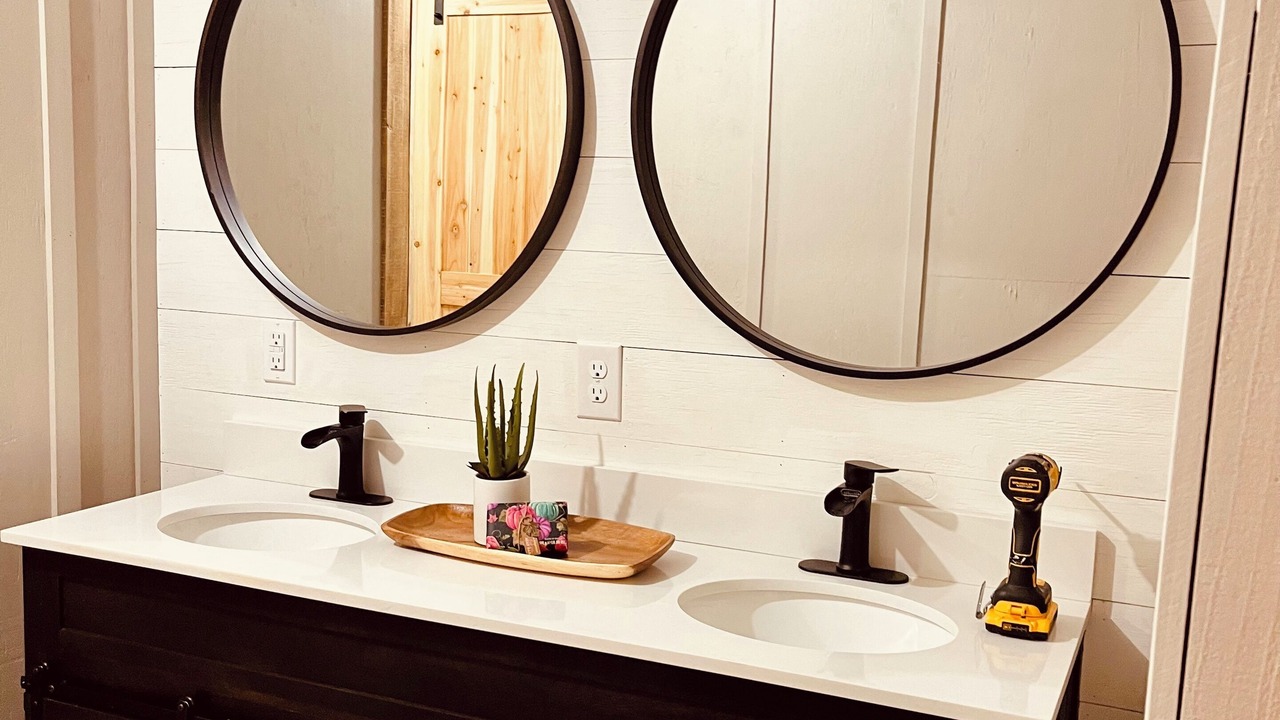 Photo of Bathroom in Jones