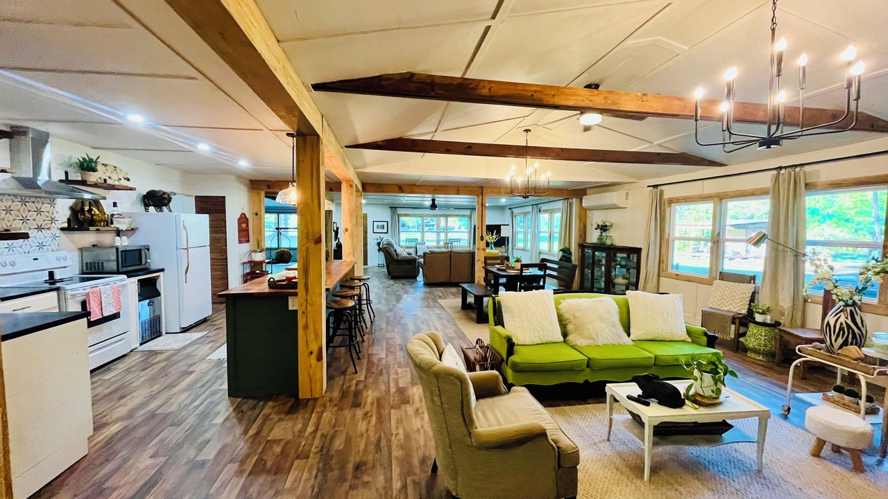 Photo of Livingroom in Jones