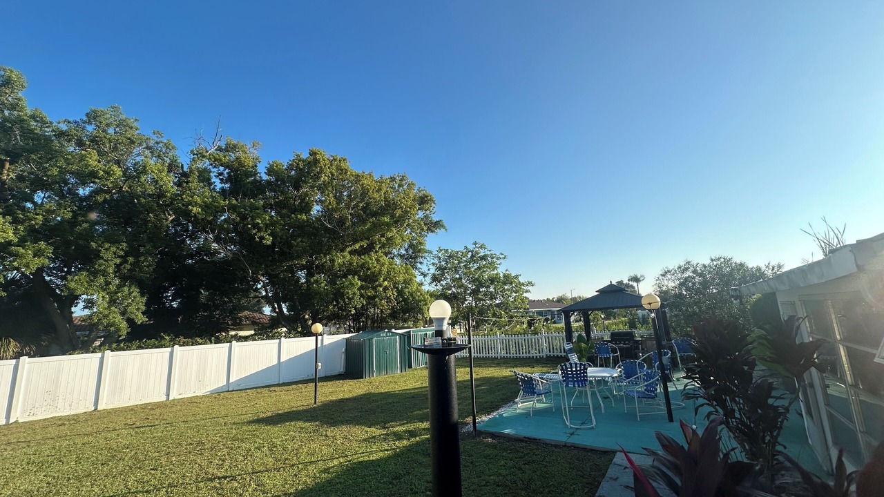 Photo of Patio Balcony in Sun City Center Unit 32
