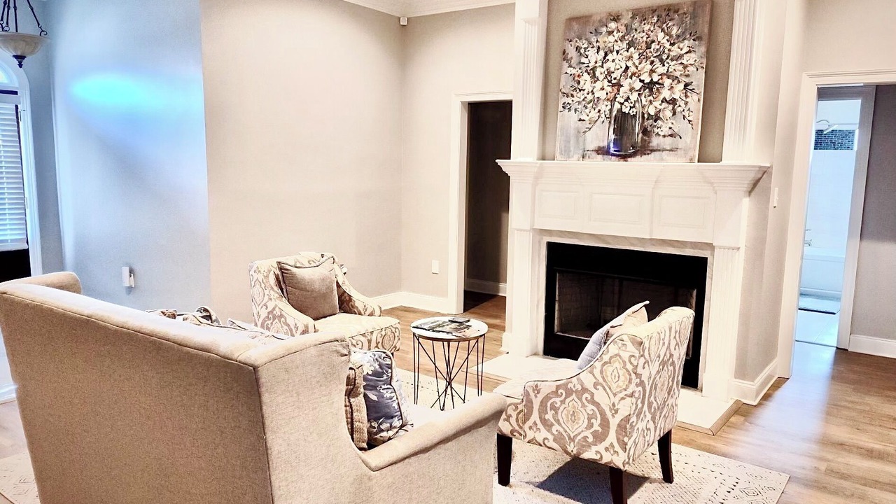 Photo of Livingroom in Broadmoor
