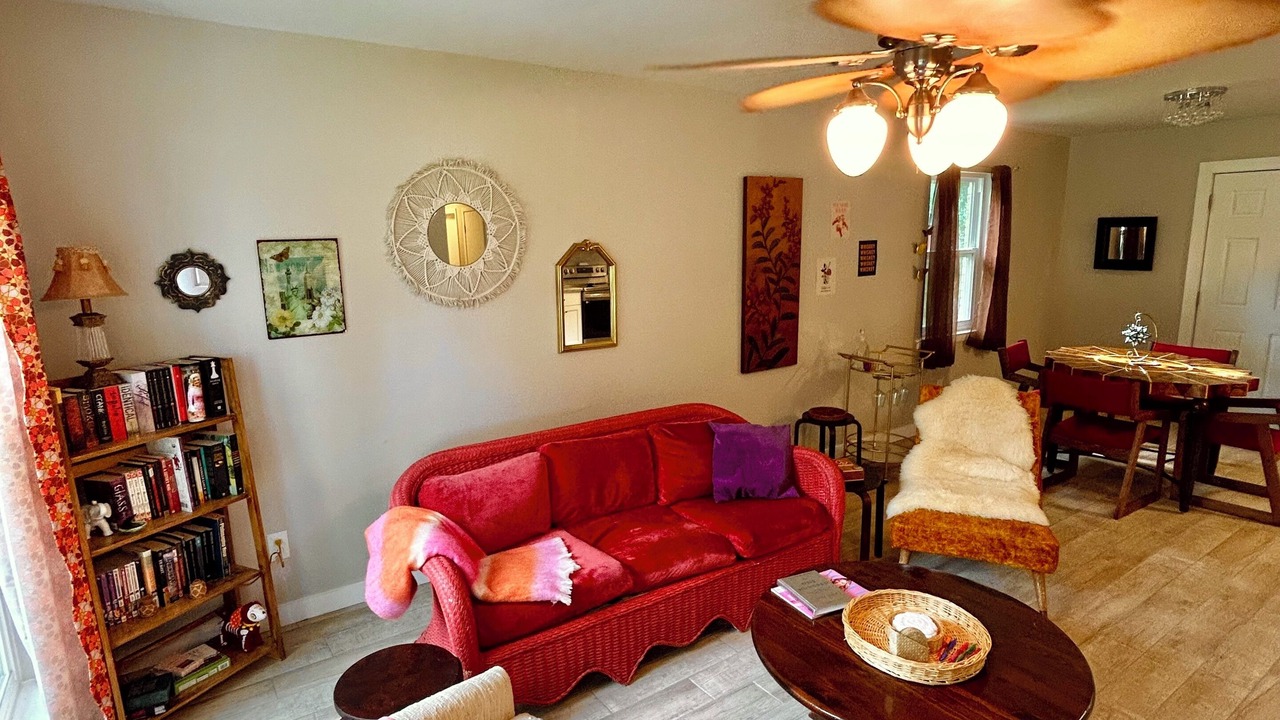 Photo of Livingroom in Myrtle Grove