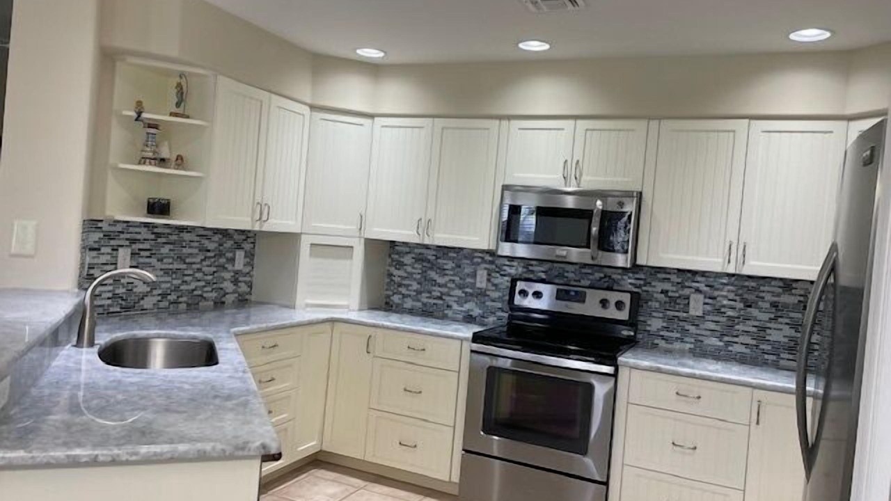 Photo of Kitchen in Tropical Cove